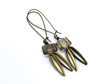 Life's Curves Necklace