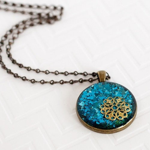 Blue Glitter Flower Pendant Necklace