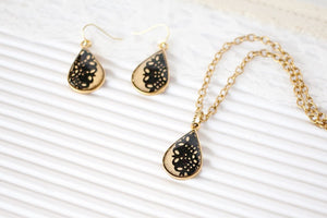 Gold Teardrop Jewelry Set, Gold Earrings and Necklace Set, Black Necklace and Earrings, Teardrop Jewelry Set, Unique Gift for Wife